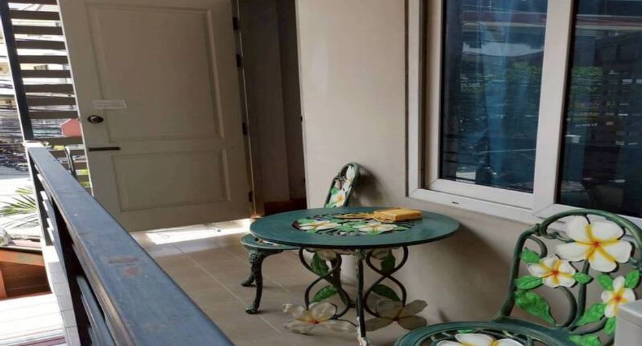 Local comercial en venta de 9 habitaciones en South Pattaya, Pattaya