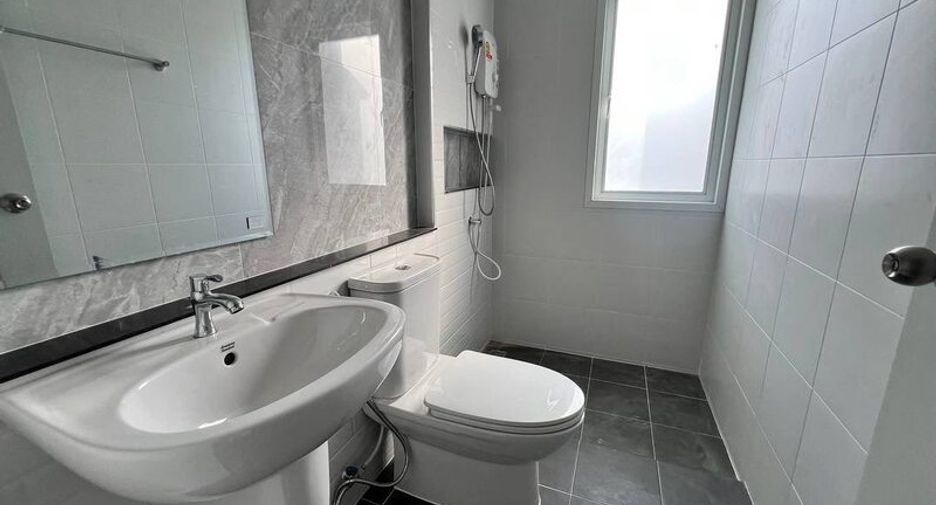 For sale 4 bedrooms house in Huay Yai, Pattaya