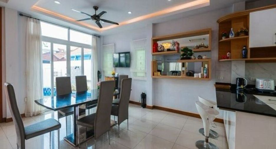 For sale 5 bedrooms villa in South Pattaya, Pattaya