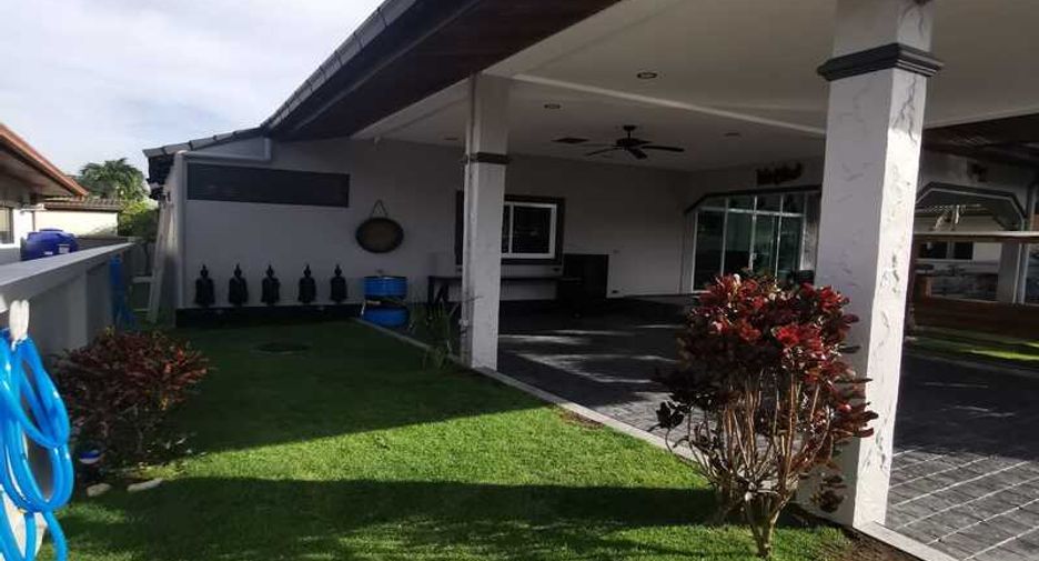 À vendre 4 chambres villa à Bang Lamung, Chonburi