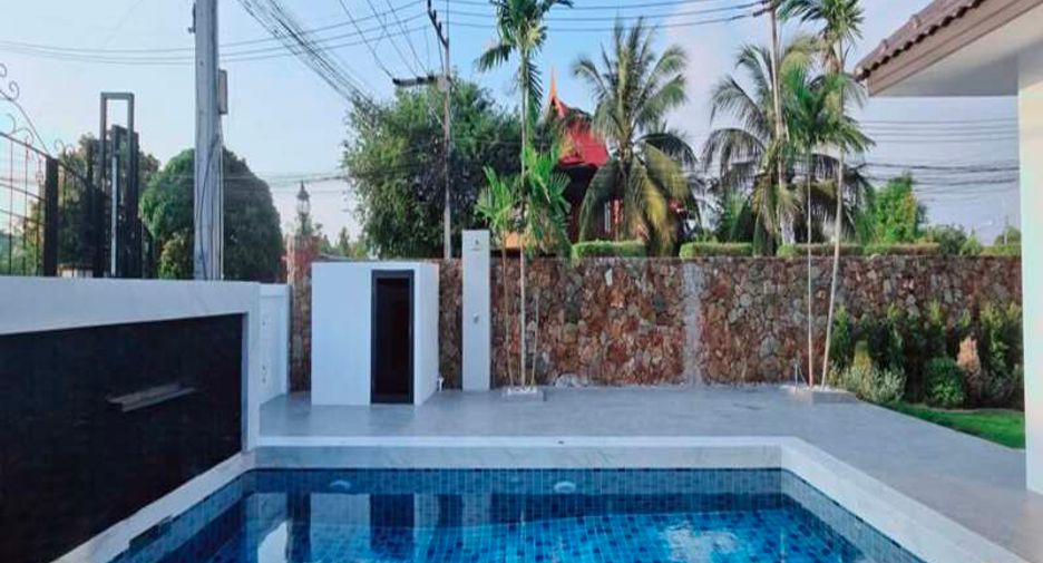 For sale 3 bedrooms villa in Huay Yai, Pattaya