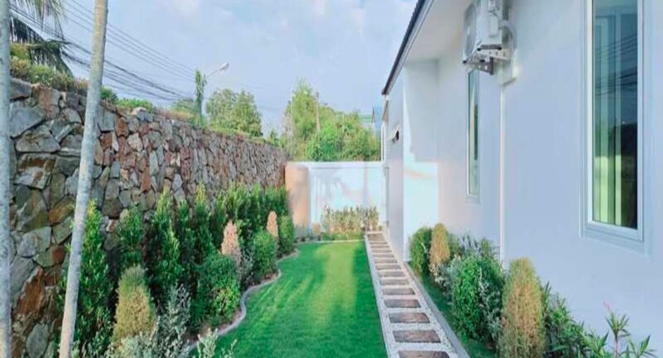 For sale 3 bedrooms villa in Huay Yai, Pattaya
