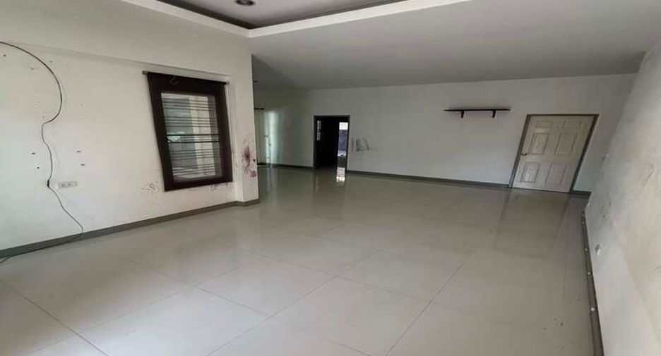 For sale 3 bedrooms house in Bang Lamung, Chonburi