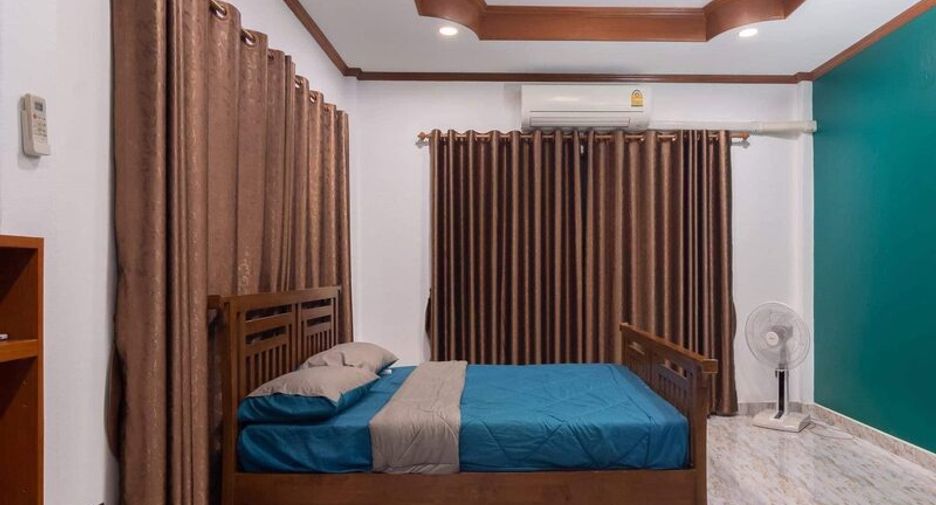 For sale 3 bedrooms villa in East Pattaya, Pattaya