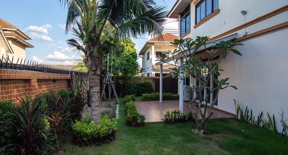 For sale 3 bedrooms villa in East Pattaya, Pattaya