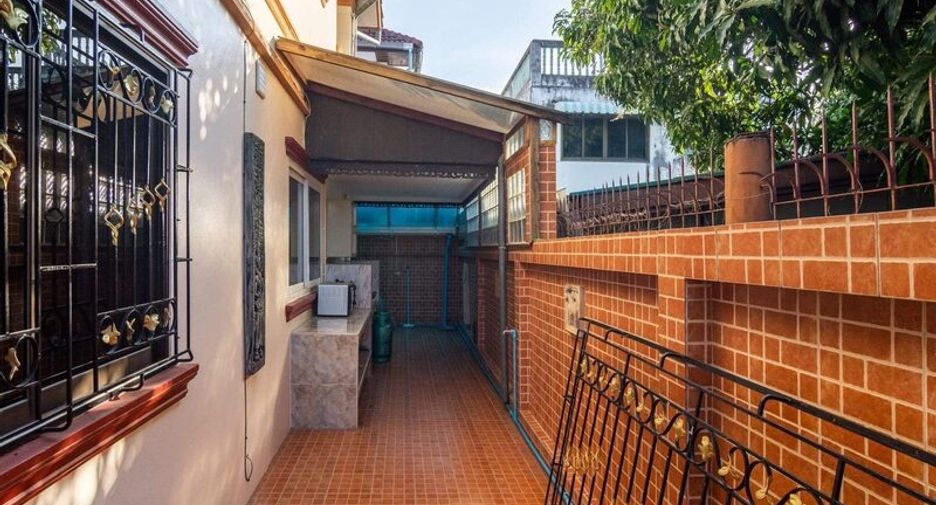 For sale 3 bedrooms villa in East Pattaya, Pattaya
