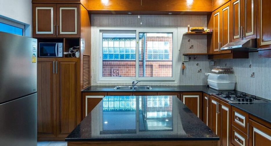 For sale 3 bedrooms villa in East Pattaya, Pattaya