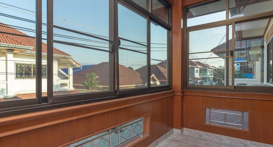 For sale 3 bedrooms villa in East Pattaya, Pattaya