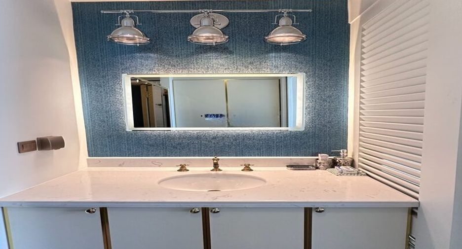For sale 1 bed condo in Sattahip, Chonburi