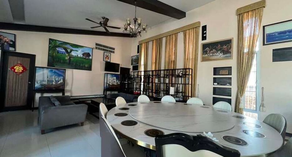 Casa en venta de 10 habitaciones en Bang Lamung, Chonburi