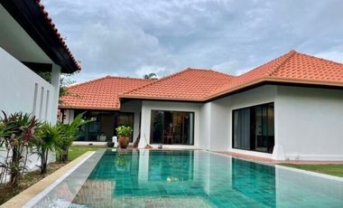 For sale 3 ベッドルーム villa in Sattahip, Chonburi