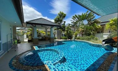 For sale 3 bedrooms villa in Huay Yai, Pattaya