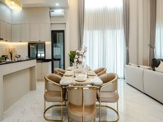 Villa en venta de 4 habitaciones en Bang Lamung, Chonburi