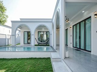 Villa en venta de 4 habitaciones en Bang Lamung, Chonburi