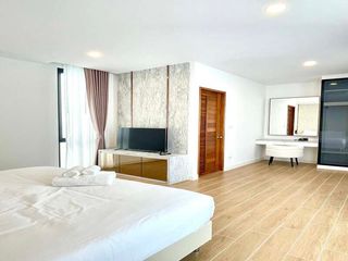 For sale 5 bedrooms house in Bang Lamung, Chonburi