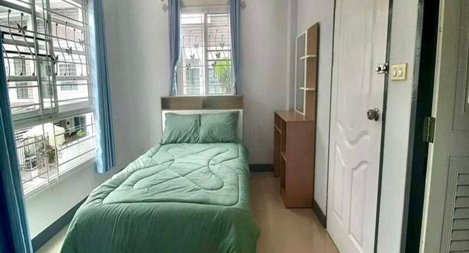 For sale 3 bedrooms townhouse in East Pattaya, Pattaya