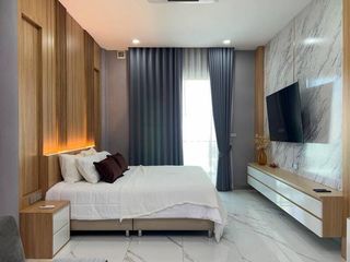 Villa en venta de 5 habitaciones en Bang Lamung, Chonburi