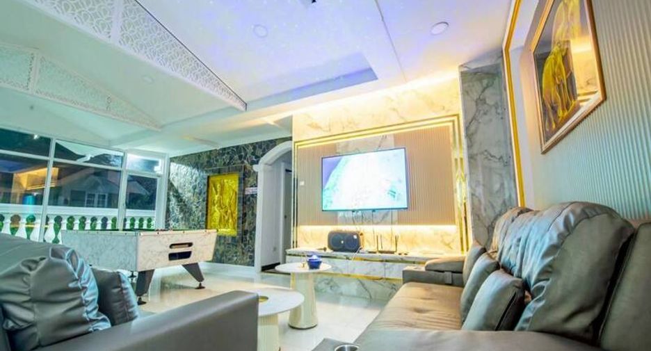 For sale 5 bedrooms villa in Sattahip, Chonburi
