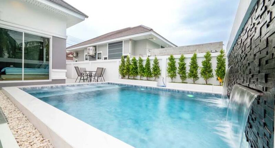For sale 3 bedrooms villa in Bang Lamung, Chonburi