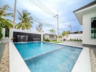 For sale 3 ベッドルーム villa in Bang Lamung, Chonburi