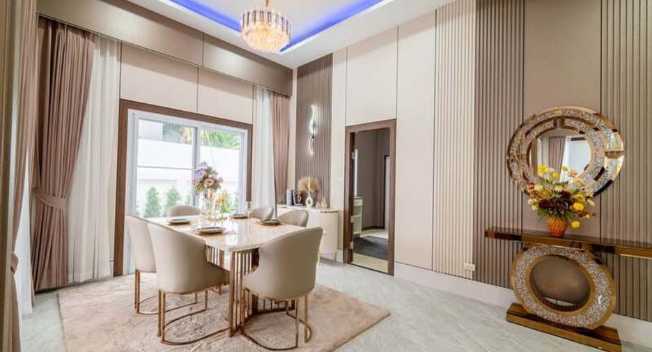 For sale 3 bedrooms villa in Bang Lamung, Chonburi