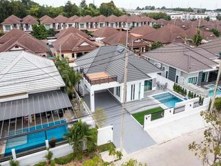 For sale 3 ベッドルーム villa in Bang Lamung, Chonburi