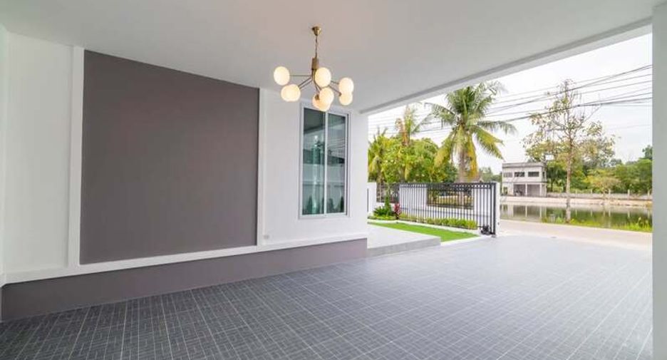 For sale 3 bedrooms villa in Bang Lamung, Chonburi