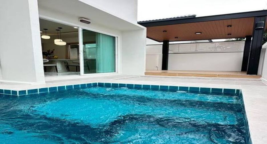 For sale 3 bedrooms villa in East Pattaya, Pattaya