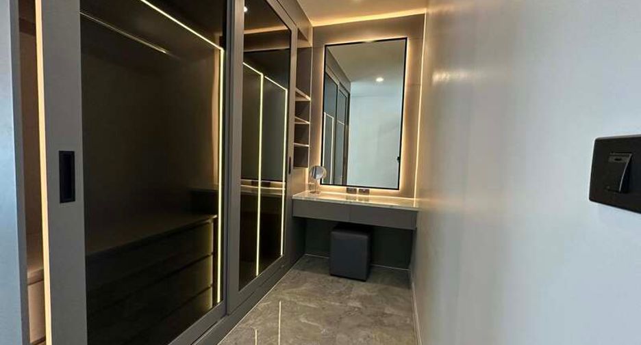 For sale 5 bedrooms villa in Jomtien, Pattaya