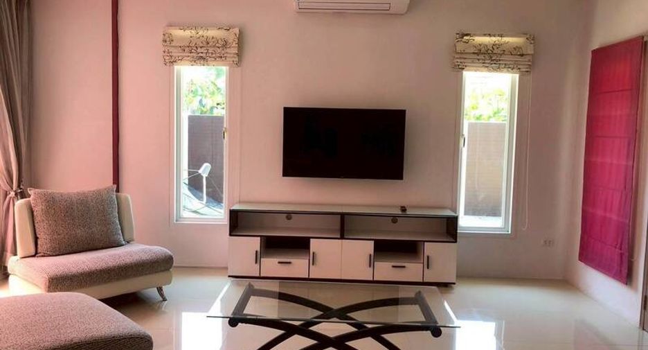For sale 3 bedrooms villa in East Pattaya, Pattaya