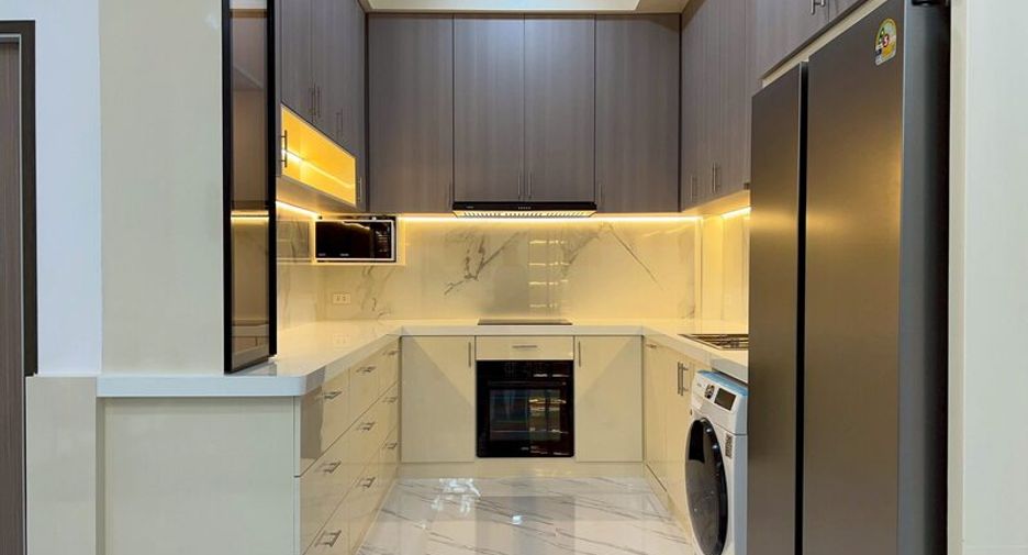 For sale 3 ベッドルーム villa in Huay Yai, Pattaya