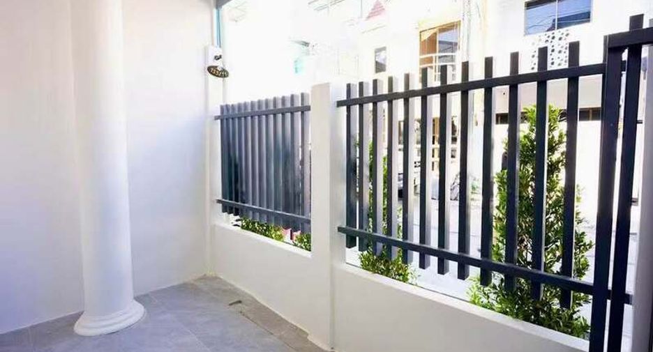For sale 2 bedrooms villa in Jomtien, Pattaya
