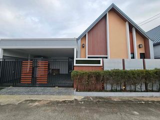 For sale 3 bedrooms villa in Bang Lamung, Chonburi