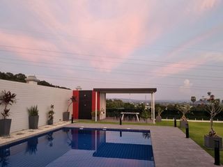For sale 3 bedrooms villa in Bang Lamung, Chonburi