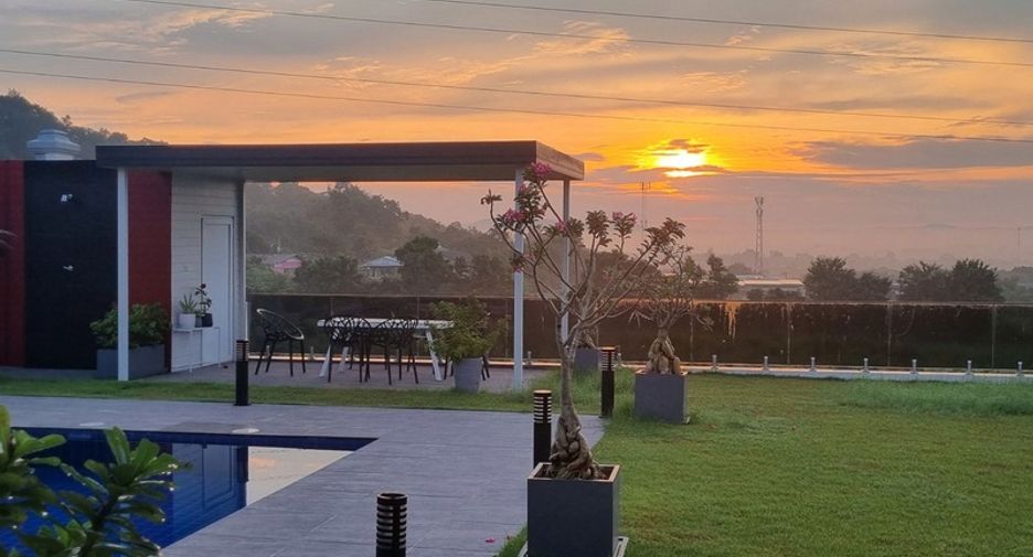 For sale 3 bedrooms villa in East Pattaya, Pattaya