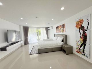For sale 3 bedrooms condo in Bang Lamung, Chonburi