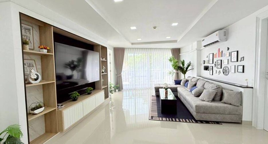 For sale 3 bedrooms condo in South Pattaya, Pattaya