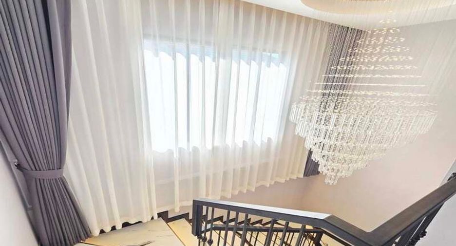 Casa en venta de 4 habitaciones en South Pattaya, Pattaya