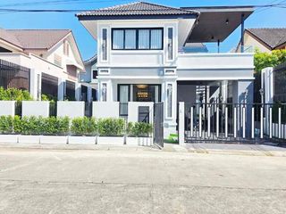 Продажа 4 спальни дом в Банг Ламунг, Чонбури