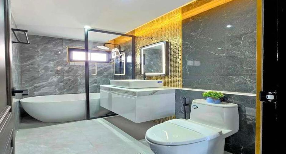 Casa en venta de 4 habitaciones en South Pattaya, Pattaya