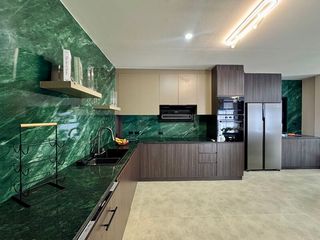 À vendre 5 chambres villa à Bang Lamung, Chonburi