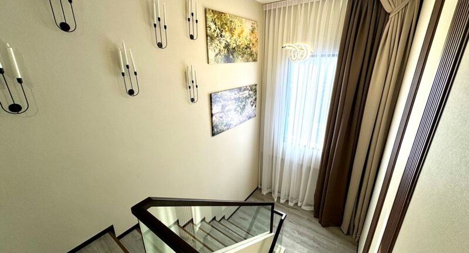 For sale 5 ベッドルーム villa in East Pattaya, Pattaya