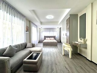À vendre 5 chambres villa à Bang Lamung, Chonburi