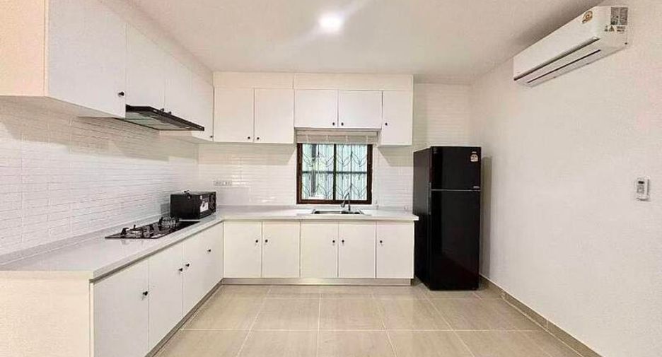 Villa zum Kauf mit 5 Zimmer in Bang Lamung, Chonburi
