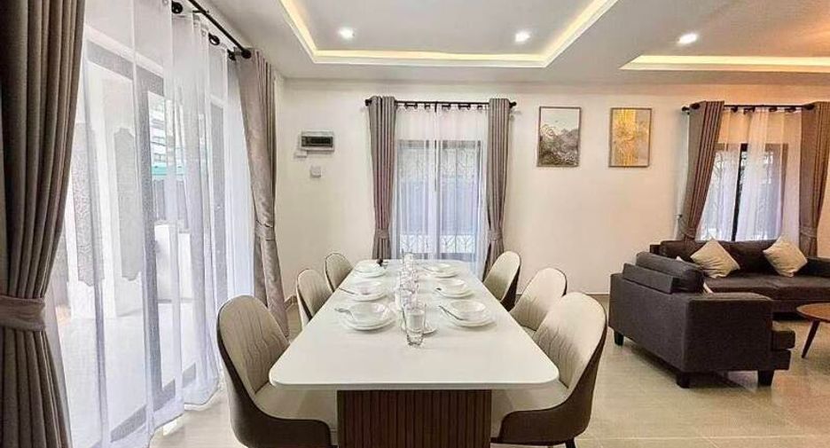 Villa zum Kauf mit 5 Zimmer in Bang Lamung, Chonburi