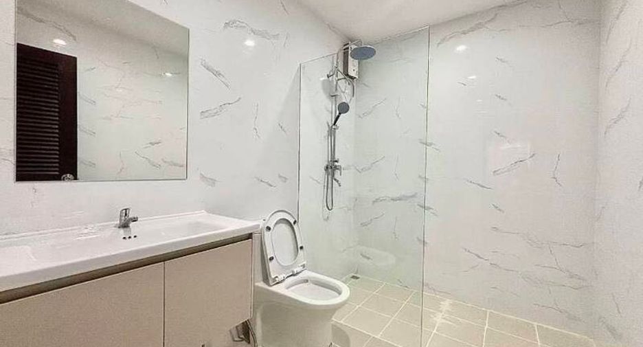 Villa zum Kauf mit 5 Zimmer in Bang Lamung, Chonburi