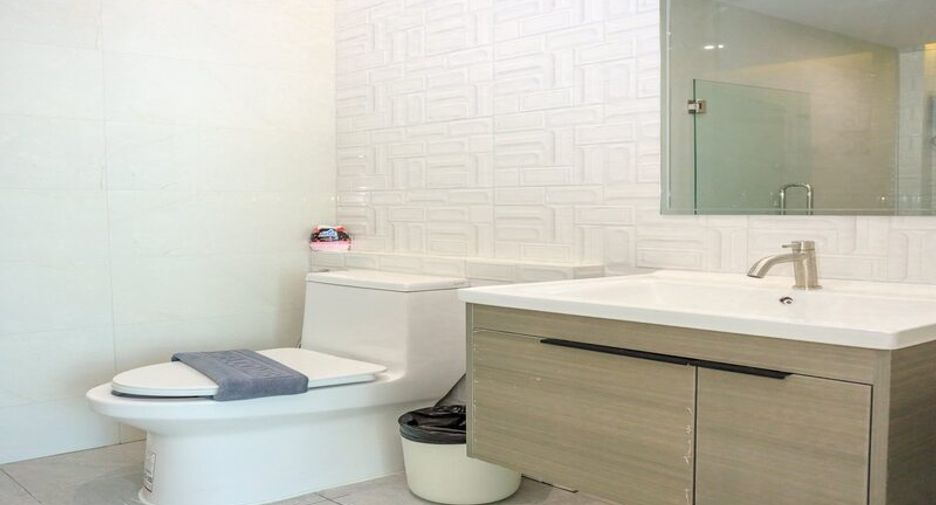 Villa zum Kauf mit 9 Zimmer in Huay Yai, Pattaya