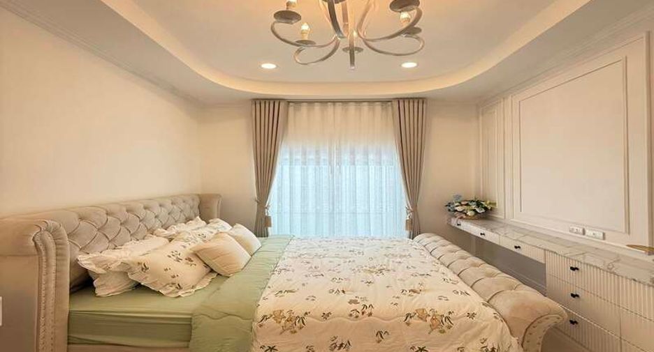 For rent 3 bedrooms villa in East Pattaya, Pattaya