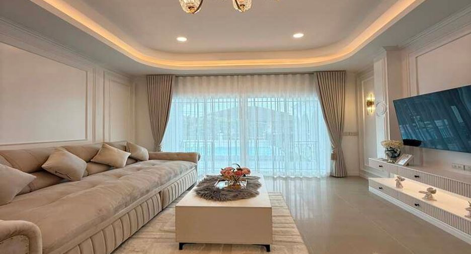 For rent 3 bedrooms villa in East Pattaya, Pattaya