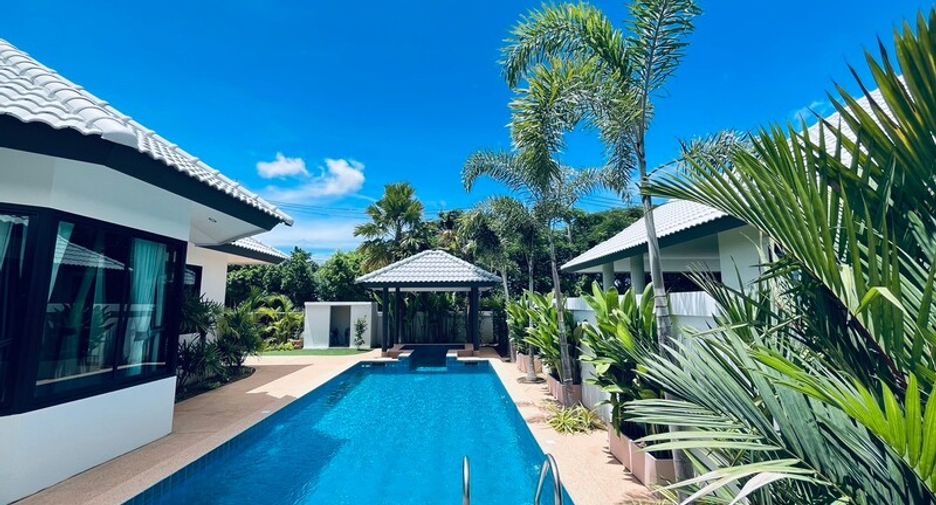 For sale 4 ベッドルーム villa in East Pattaya, Pattaya